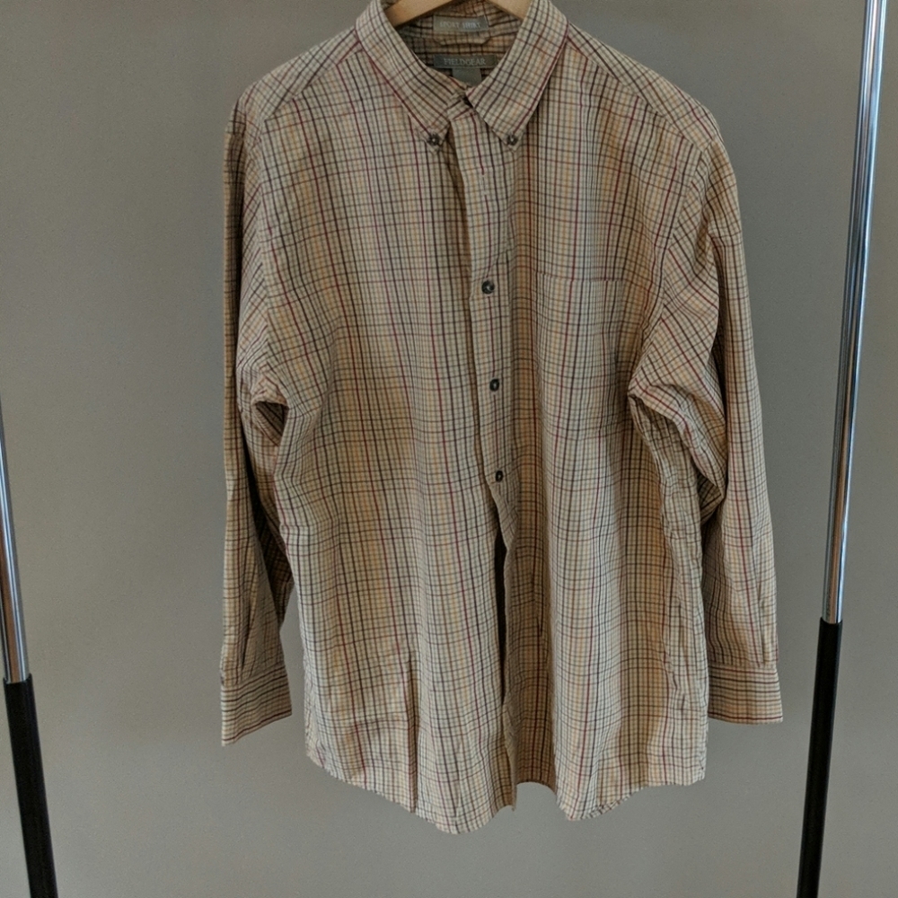 Plaid button up Fieldgear Medium Collared shirt